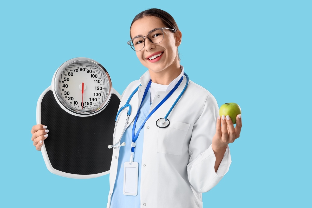 Comparison of medical weight loss vs traditional dieting approaches